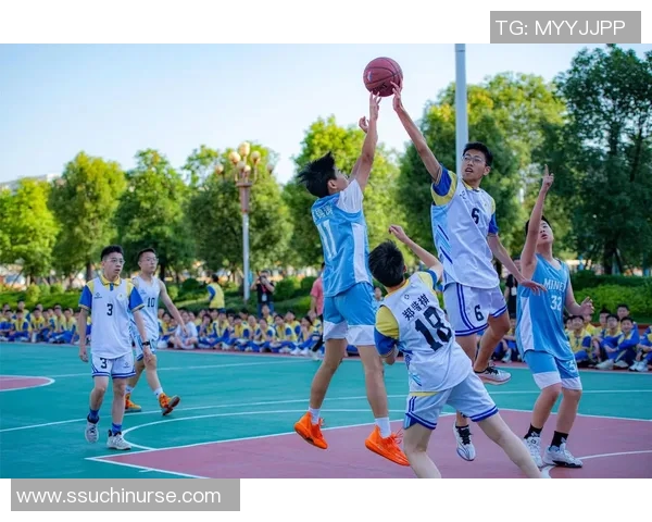 中国男篮与UBC对决展现篮球魅力赛场激情碰撞引发热烈讨论 中国男篮与UBC对决展现篮球魅力赛场激情碰撞引发热烈讨论