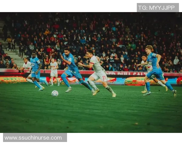 格罗兹尼与附加格勒的激烈对决揭示了足球战术的新趋势与挑战