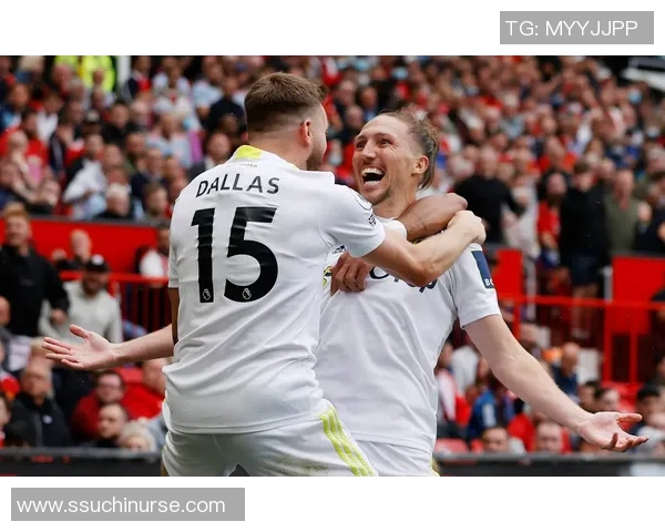 曼联与利兹联激战正酣直播盛况尽在眼前