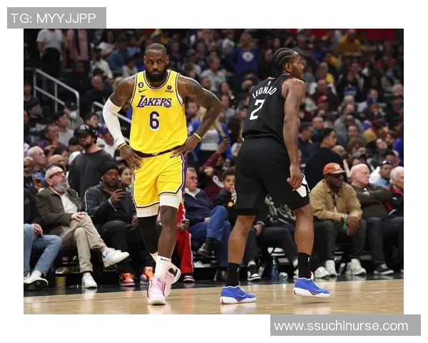 球星齐聚洛杉矶见证湖人对决快船的精彩瞬间