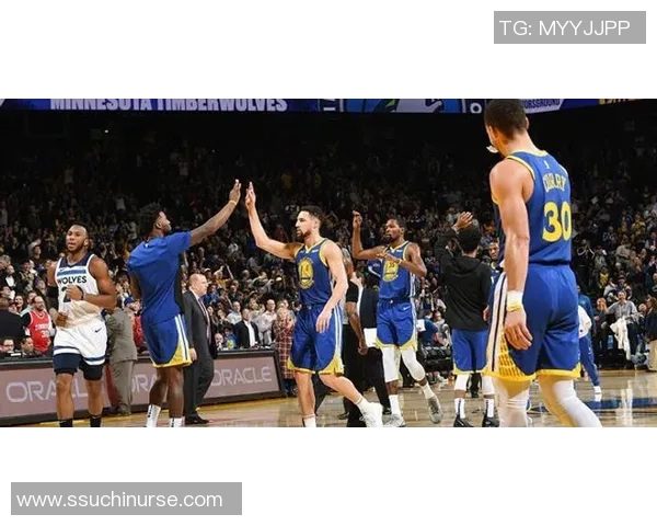 勇士与鹈鹕激战正酣CCTV5直播精彩对决不容错过